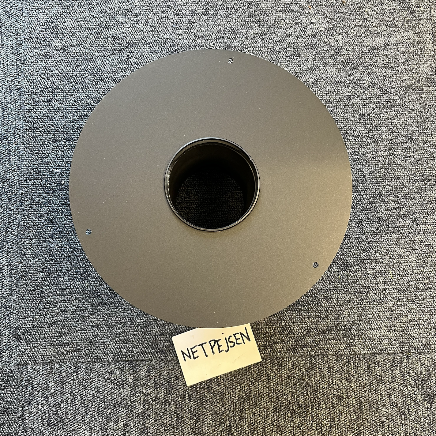 Rosette m. Bøsning Unico, Ø85mm Kant