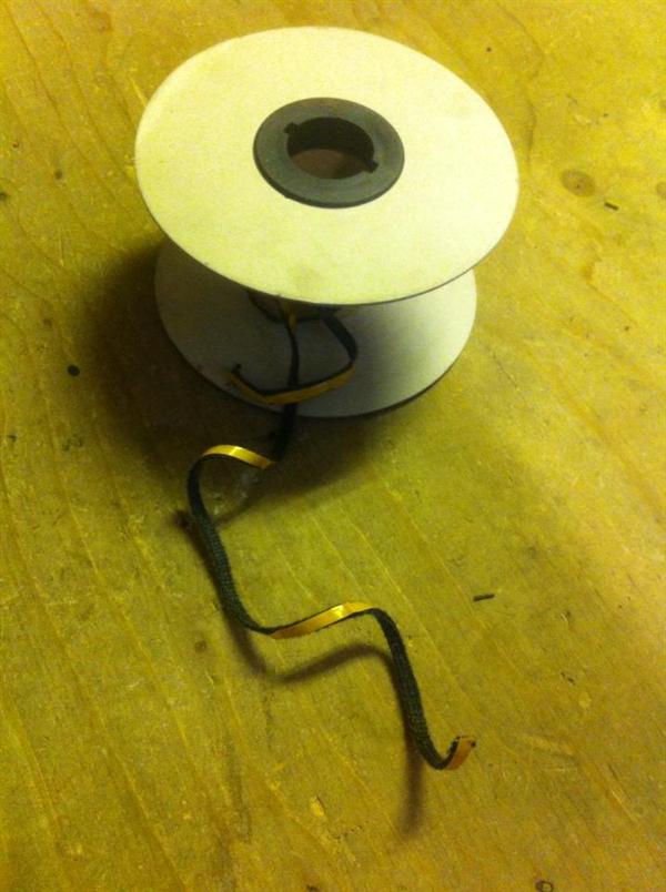 1 meter självhäftande snöre för spisdörrar - 8 x 3 mm