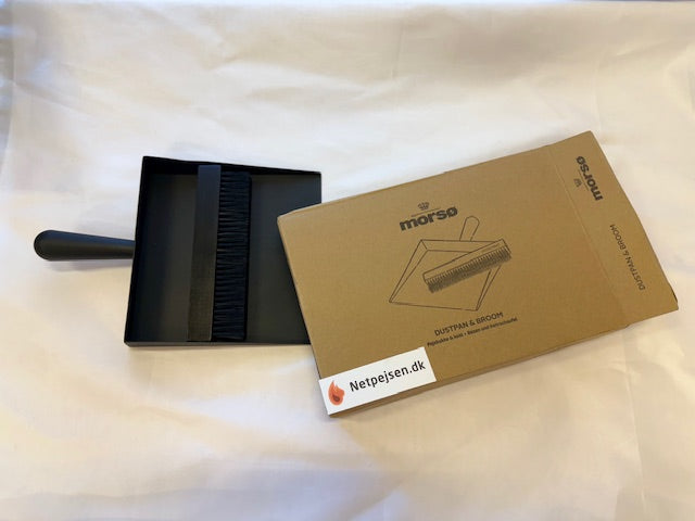 Sopbricka och kvast från Morsø