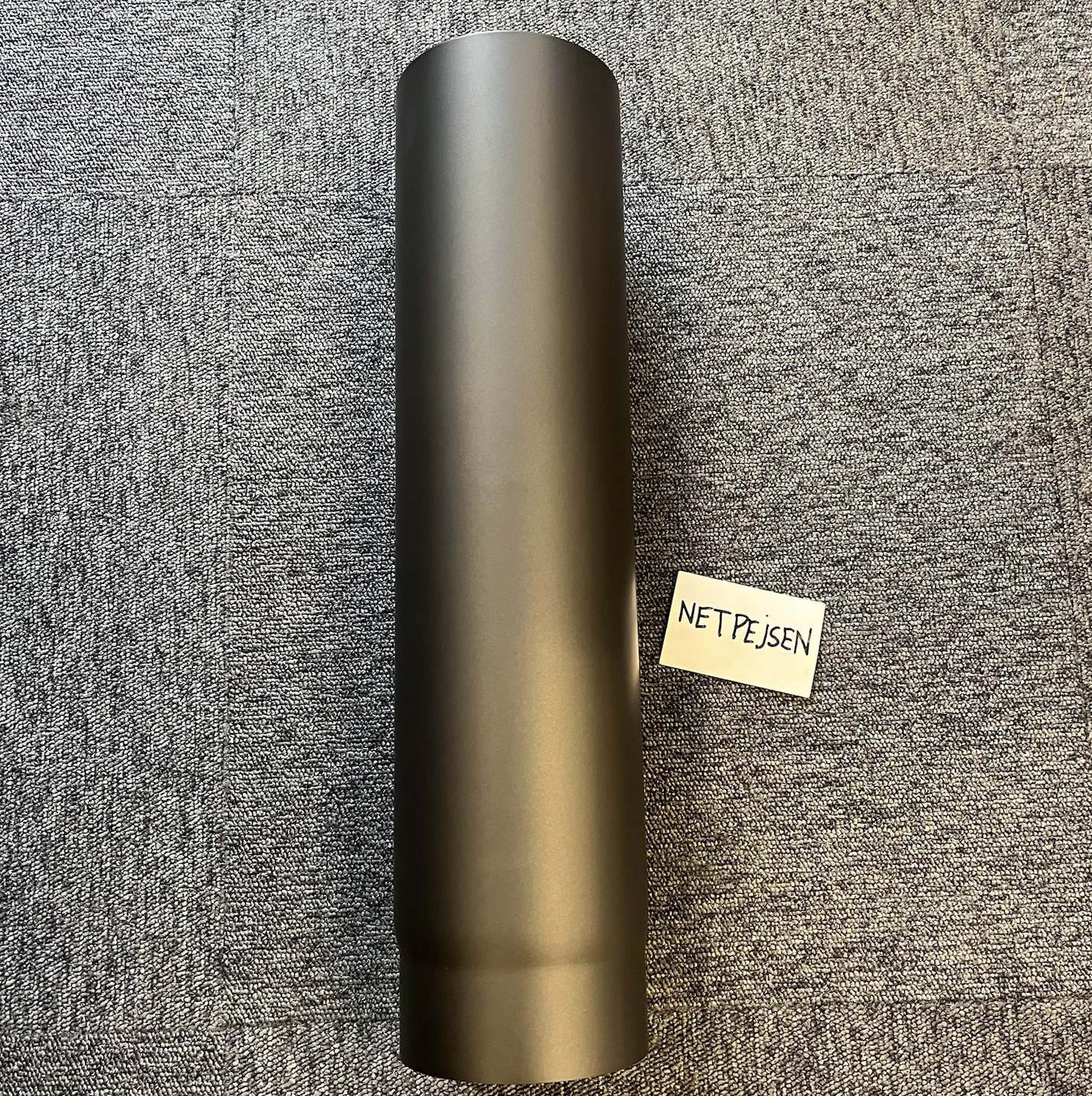 Et Ø120 mm lige rør til brændeovne.